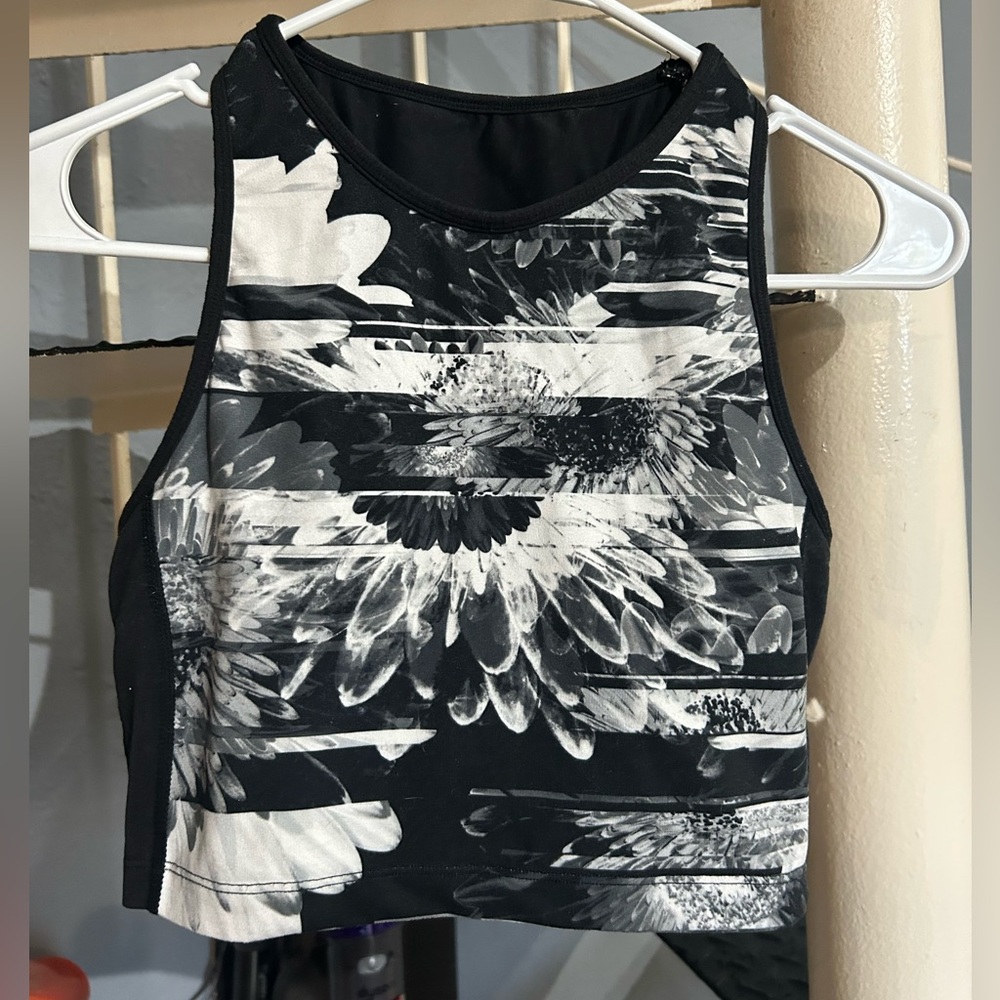 Betsey Johnson Performance Crop Top